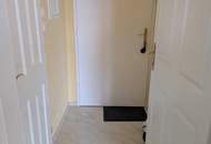 Traumhafte 2-Zimmer-Wohnung mit Penthouse-Flair und Weitblick durch den Wintergarten