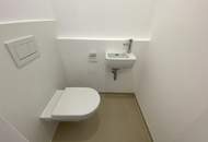 Der perfekte Terrassen-Traum mit Schrankraum und Klimaanlage