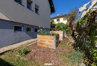 Anlegerobjekt: ruhig gelegenes Stadthaus mit 3 Mietwohnungen und schönem Garten am Froschberg