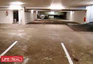 Zur Vermietung steht ein TG-Platz neben dem St. Barbara Friedhof