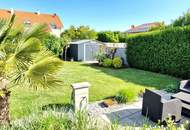 PALMEN, POOL und BARBEQUE