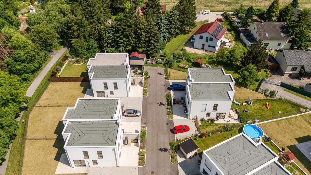 "Noch 6 Doppelhäuser übrig- Belagsfertig - Enzesfeld Lindabrunn"