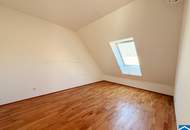 Großzügige 2-Zimmer-Dachgeschosswohnung mit sonniger Terrasse!