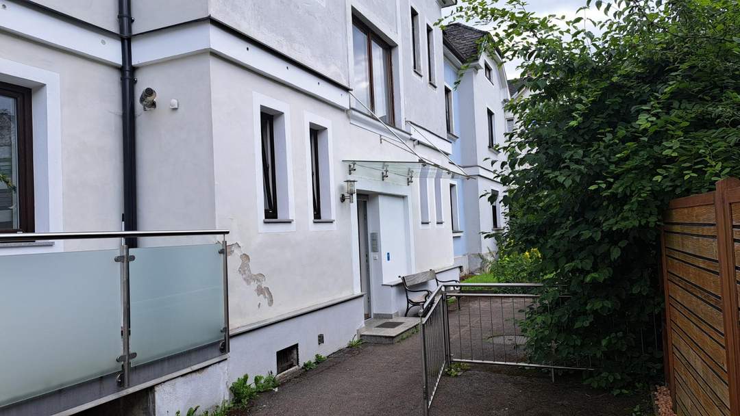 Sonnige 4-Zimmer-Wohnung mit Gartennutzung in zentraler Lage!