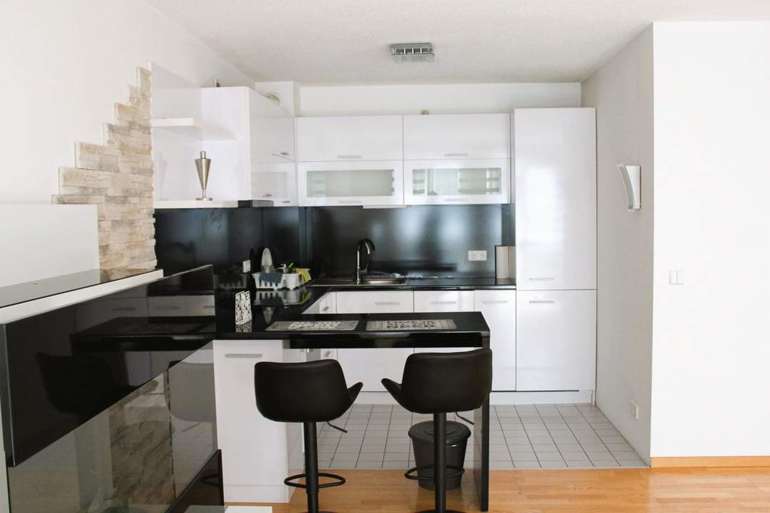 Moderne 3-Zimmer-Wohnung in zentraler Lage mit Tiefgaragenplatz