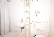 Kleingartenidylle mit Weinbergblick – nettes Sommerhäuschen mit Potenzial für Neubau!