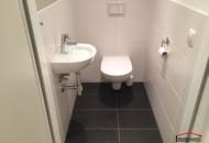 Nette 2-Zimmerwohnung mit Balkon in begrünter Innenhofruhelage (Mietbeginn nach Vereinbarung 1/2026 oder 2/2026)