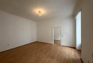 Ruhige Altbauwohnung mit 3 Wohnräumen - UNBEFRISTET // Quiet Period Apartment - UNLIMITED RENT //