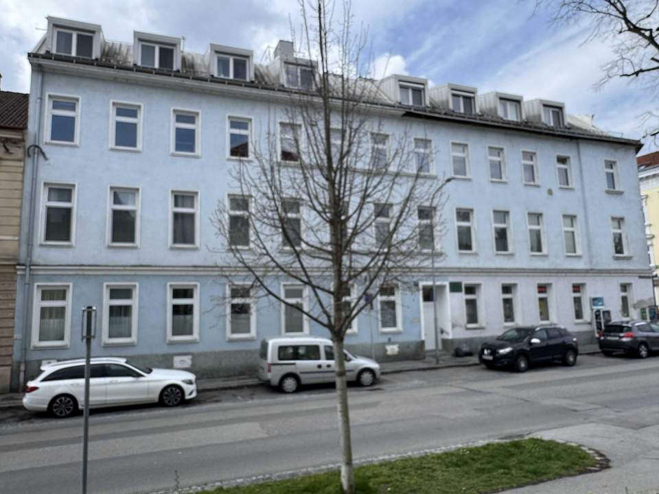 "Wohnen zwischen Stadt & Natur – nur Minuten nach Wien!"