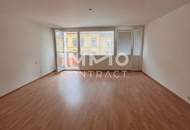 Geräumige 3 Zimmer Wohnung mit Loggia! WARMMIETE! WG Eignung inklusive Tiefgaragenstellplatz!