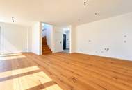 MODERNE ERSTBEZUG HÄUSER mit Grün- & Weitblick | Nähe Wien I Panorama-Dachterrasse & Garten I 2 überdachte Stellplätze I Luftwärmepumpe & Smart Home