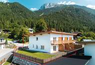 Neubau mit Gartenparadies und herrlicher Aussicht