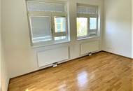BERNHARDTSTALGASSE, unbefristete 96 m2 Altbau, Wohnküche, 3 Zimmer, Komplettküche, Wannenbad, gefördert, WG-geeignet
