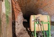 Presshaus mit Weinkeller in der Röschitzer Marktweg-Kellergasse!