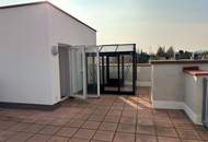 "4 Zimmer-Wohnung mit großer Dachterrasse, Loggia und Garagenstellplatz!"