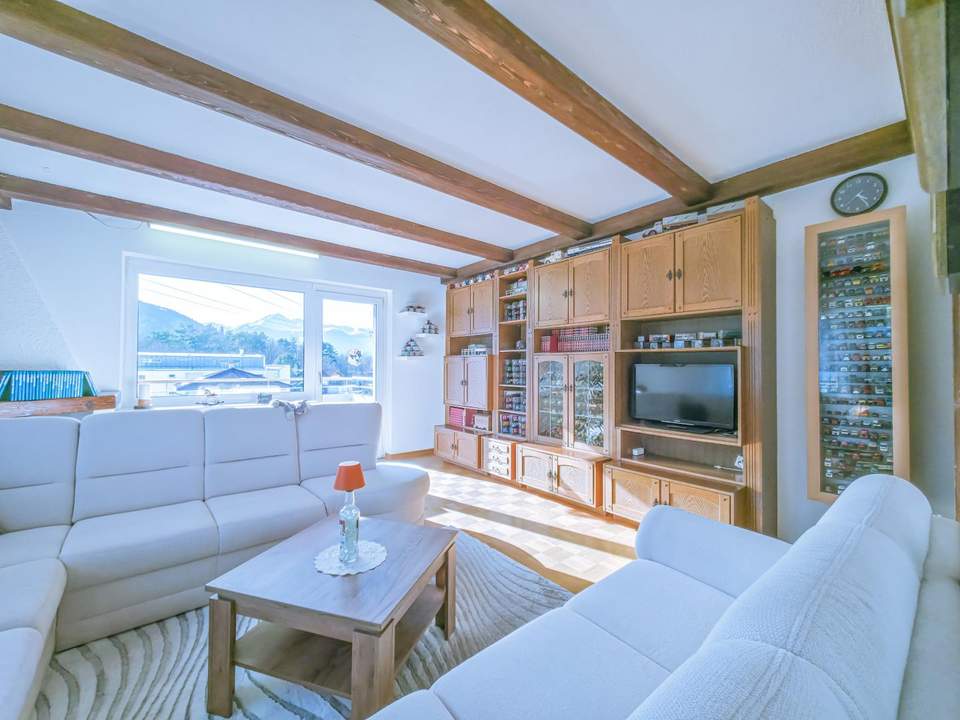 WG-taugliche – 4-Zimmer-Wohnung mit Balkon in ruhiger Aussichtslage nahe der Dr.-Stumpf-Straße