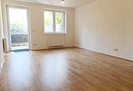 EIGENGARTEN, LORYSTRASSE, 75 m2 Neubau mit 23 m2 Garten, 2 Zimmer, Wohnküche, Wannenbad, Parketten, 1. Liftstock