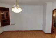 Sehr gepflegte, teilmöblierte 3- Zimmer Balkonwohnung in ruhiger Wohnlage des 23.Bezirks !