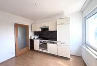 Dachgeschoßwohnung mit 200 m2 Garten
