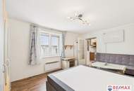 Miethit - Häuschen mit Nebengebäuden