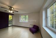 Schlossblick von der Loggia * 2-Zimmer Eigentumswohnung in Gloggnitz