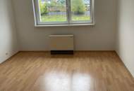 Hier fühlt sich die ganze Familie wohl: Ihr großzügiger Wohn(t)raum in Schärding mit Balkon und ruhiger Lage im Grünen – sonnig, gemütlich und bereit für neue Erinnerungen!