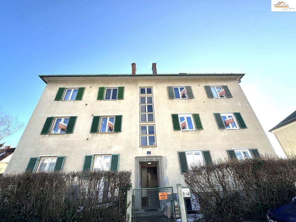 Kompakte, teilsanierte Wohnung mit Gartenanteil in zentraler Lage von Neunkirchen