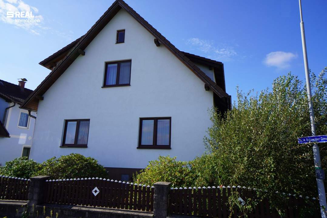 Schönes Einfamilienhaus mit Garten, Garage, großem Schuppen &amp; aktueller Sanierung der Kellerinnenräume