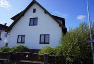 Schönes Stadthaus mit Garten, Garage und großem Schuppen