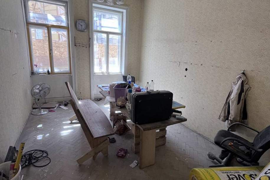 Südseitiger Altbau mit Entwicklungspotenzial, Wohnung-kauf, 75.000,€, 1120 Wien 12., Meidling