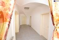 MÄRCHENHAFTE Wohnung im SCHLOSS inklusive Nutzung des SCHLOSSGARTENS! Ab sofort verfügbar!