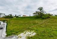 Rarität: Sonniges Baugrundstück in begehrter Aussichtslage