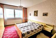 Große 3-Zimmer-Wohnung mit Loggia im Zentrum mit Parkblick