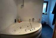 Exklusiver Pferdehof mit 2 Wohneinheiten, Reithalle &amp; großem Grund in Hochneukirchen