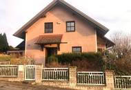 Panorama- & Wohlfühloase am Dunkelsteinerwald mit Hallenbad. Top-Lage zu einem Preis, der zum Zugreifen einlädt.