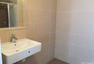 ruhige & sonnige Dachgeschoss Wohnung mit Terrasse | ZELLMANN IMMOBILIEN