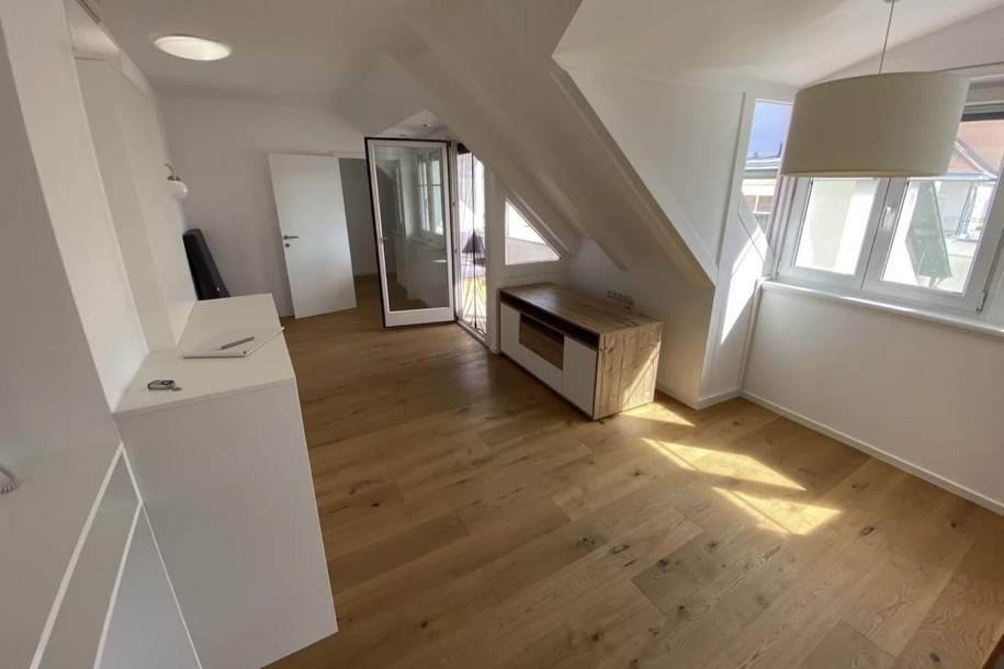 "Zentraler geht’s nicht – helle 2,5-Zimmer Wohnung in der Blumenstadt", Wohnung-miete, 940,00,€, 3430 Tulln