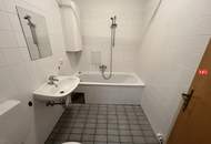 Komfortable Altbau Wohnung im Zentrum