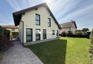 HOCHWERTIGES EINFAMILIENHAUS IN TOLLER LAGE - MIT POOL & EIGENGRUND