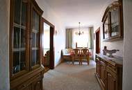 AM FUßE DES GUGLZIPF! Einfamilienhaus mit einer Menge Platz!