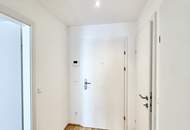 Moderne 2-Zimmer-DG-Wohnung mit sehr guter Anbindung