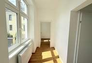 Stilvoller Altbau-Charme trifft auf moderne Ausstattung! 3-Zimmer Erstbezugs-Wohnung in guter Lage zu fairem Preis