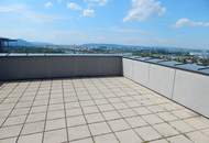 Blick zur Alten Donau vom 8.Liftstock - nähe U-Bahn und Donau Zentrum