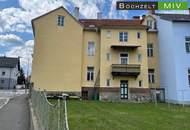 Altbau-Villa mit prunkvoller Fassade in Knittelfeld zur Sanierung mit Garten und Parkplatzmöglichkeiten