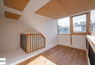 Erstbezug im Dachgeschoss mit offener Galerie-Ebene und tollen Lichtverhältnissen