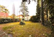 Charmantes 1.202 m² Grundstück mit kleinem Haus und viel Potenzial (ca. 750- 800 m² Wohnfläche möglich!)