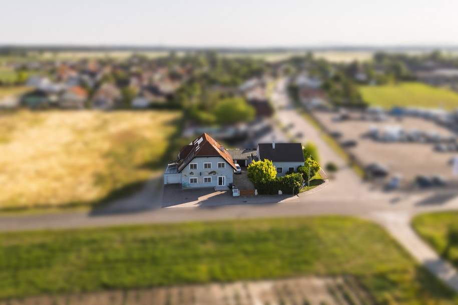 Kapitalanlage mit Potential – 2 Häuser auf Eckgrundstück mit rund 938 m² Grundstücksfläche!, Haus-kauf, 799.000,€, 2301 Gänserndorf