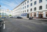 Altbaucharme neu interpretiert – 2 Zimmer im Erstbezug!