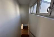 Luxuriöses urbanes Wohnen auf zwei Ebenen – DG-Traumwohnung mit Sonnenterrasse in 1040 Wien