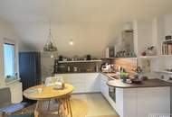 Stilvoll saniert & lichtdurchflutet – 3-Zimmer-Dachgeschosswohnung in Bestlage Mauer | ZELLMANN IMMOBILIEN